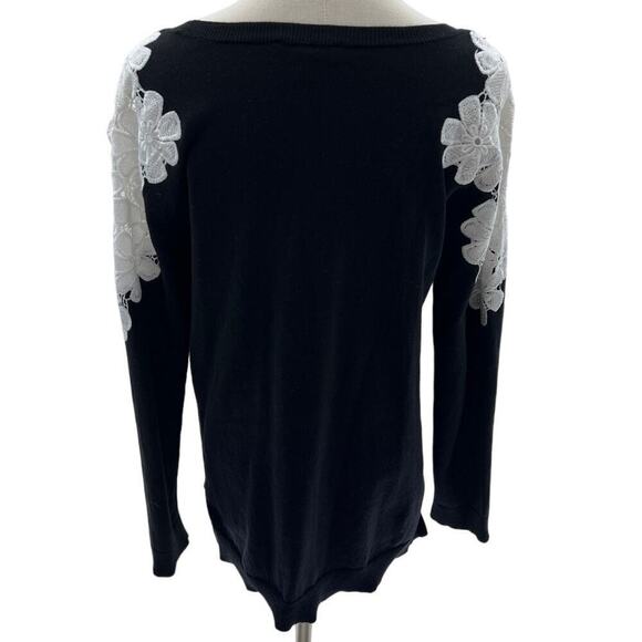 INC International Concepts Black/White Lace Detail Scoop Neck Sweater- L - Picture 4 of 8
